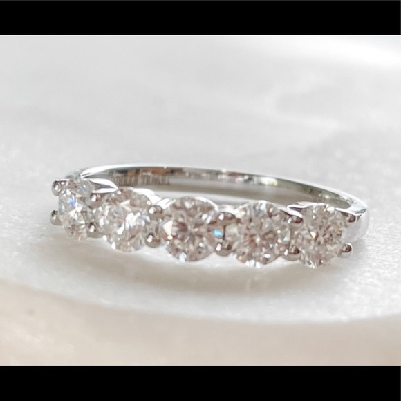 Welcome! - Picture 11 of 16